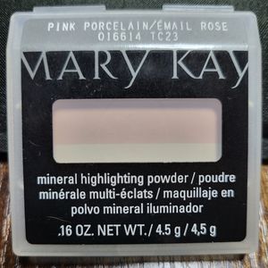 Mary Kay Mineral Highlighting Powder Pink Porcelain